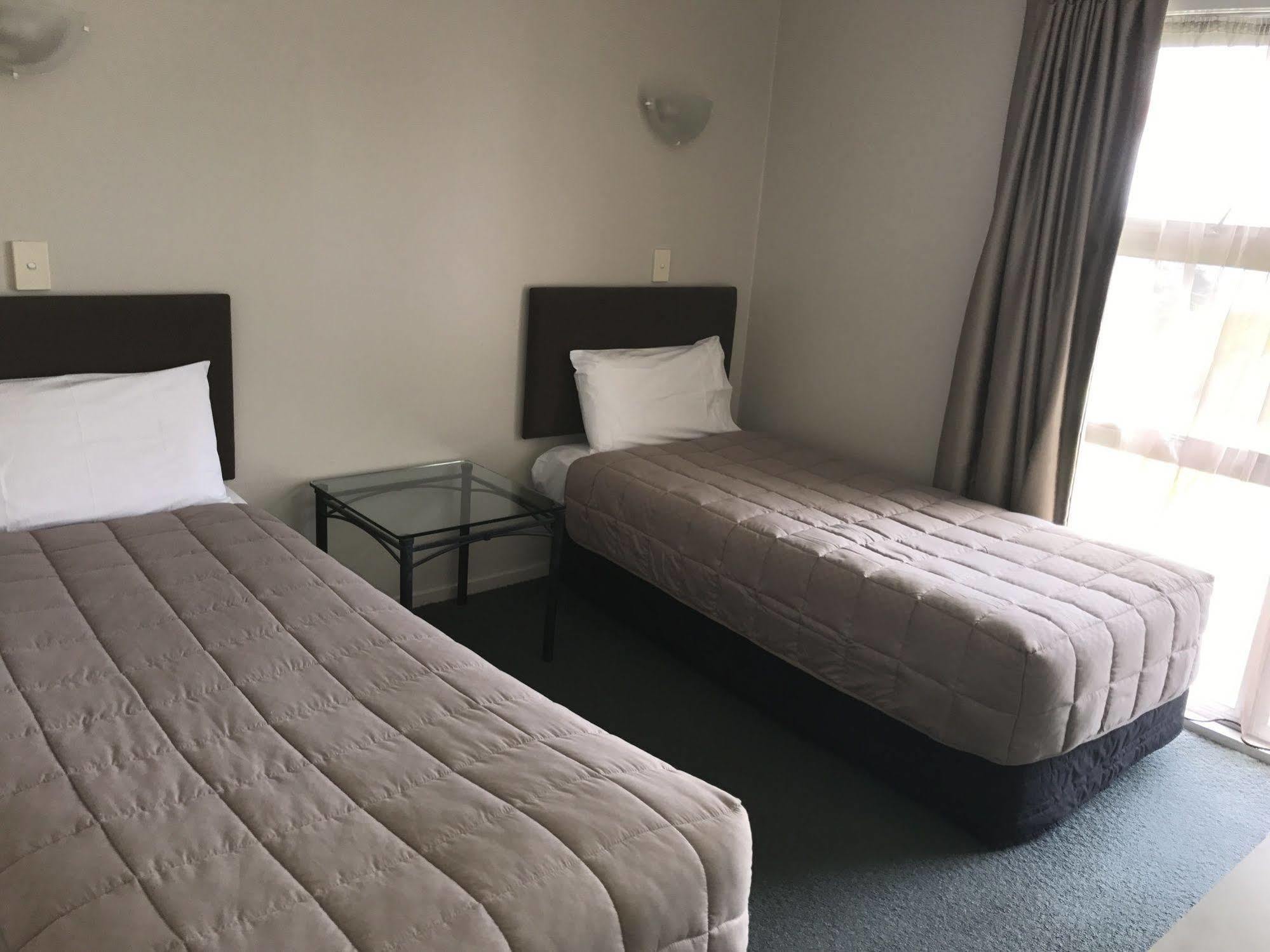 阿苏尔巴克莱汽车旅馆 汉密尔顿 外观 照片